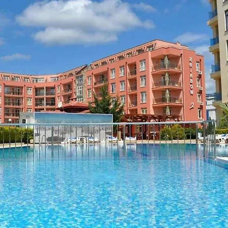 Апартамент Rainbow 2 Complex 3*