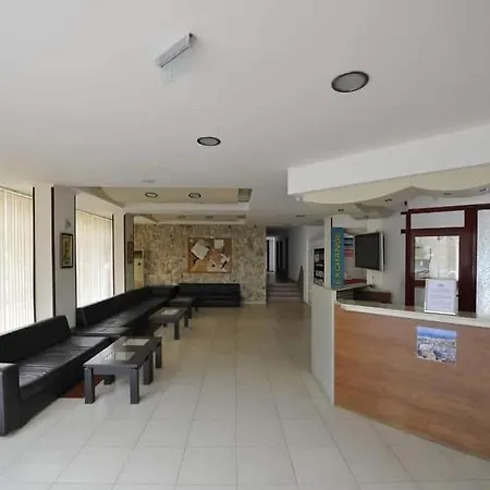 Rainbow 2 Complex Slăntjev Brjag