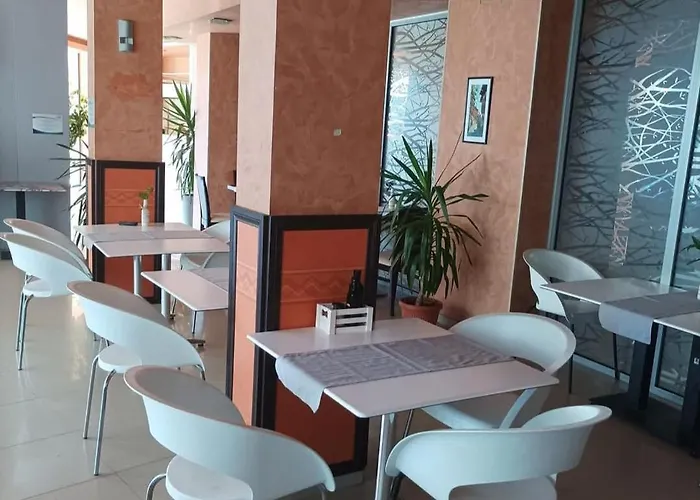 Rainbow 2 Complex アパート サニービーチ