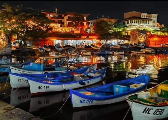 Rainbow 2 Complex アパート 3*