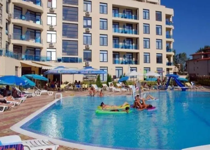 アパート Rainbow 2 Complex