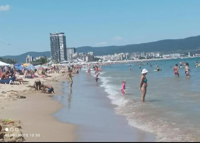 アパート Rainbow 2 Complex サニービーチ