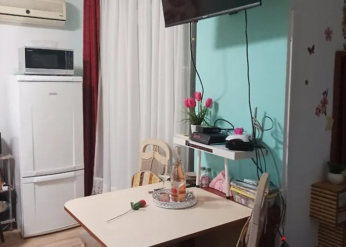 Rainbow 2 Complex アパート サニービーチ