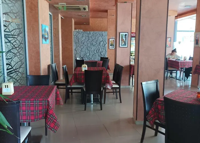 Rainbow 2 Complex サニービーチ